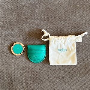 Tieks purse hook + case (Tieks Advent Calendar 2025) - Tiek blue